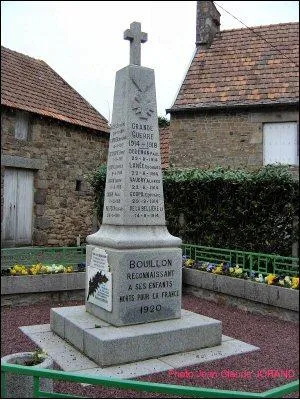 Monument aux morts de Jullouville