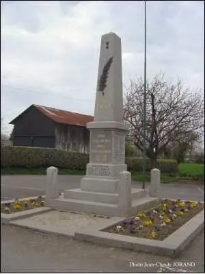 Monument aux morts de Buais