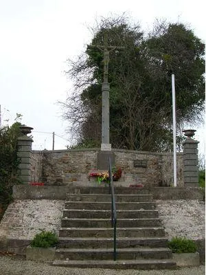Monument aux morts de Fierville-les-Mines