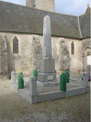 Monument aux morts d'Houesville