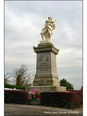 Monument aux morts de Juvigny-le-Tertre