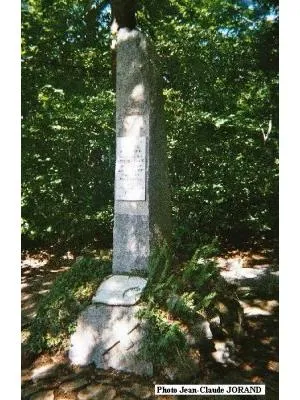Stèle Commémorative de La Lucerne-d'Outremer