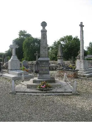 Monument aux morts de Lamberville