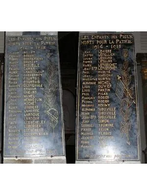 Plaque commémorative église 1914-1918 des Pieux