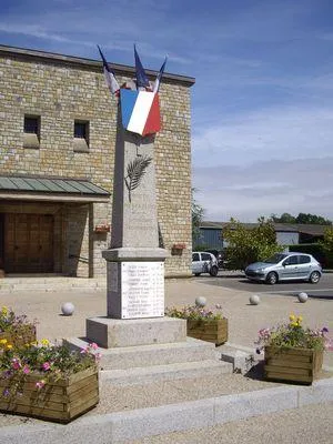 Monument aux morts de Pontaubault