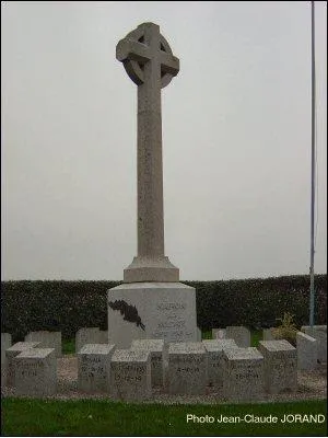 Monument aux morts de Kairon à Saint-Pair-sur-Mer