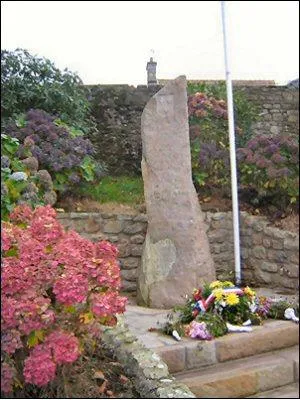 Monument aux morts de Sainte-Croix-Hague