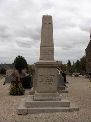 Monument aux morts d'Yvetot-Bocage