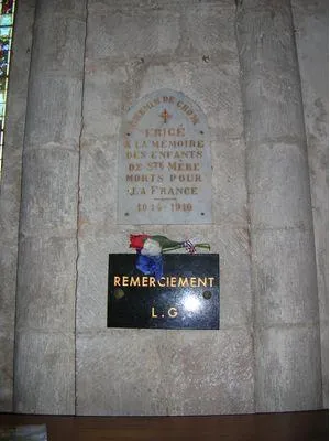 Monument église 1914-1918 de Sainte-Mère-Église
