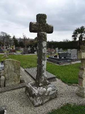 Croix du cimetière de Beaumont-Hague