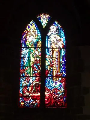 Baie A : La Vierge et l'enfant regardant
Saint-Michel terrasser le dragon