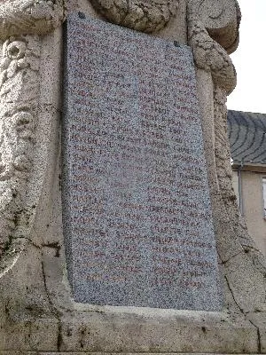 Monument aux morts de Carentan