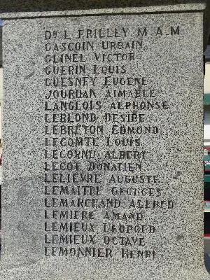 Monument aux Morts de Cerisy-la-Forêt