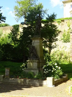 Monument tous conflits avant 1914 à Avranches