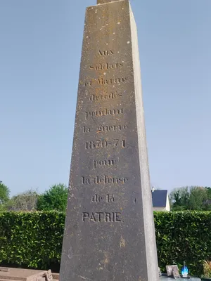 Monument aux Morts 1870-1871 de Saint-Côme-du-Mont