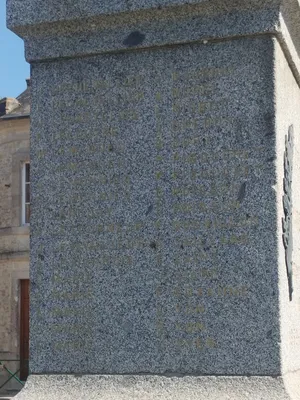Monument aux Morts de Sainte-Marie-du-Mont