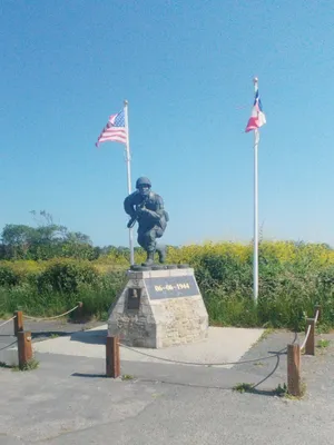 Monument Major Richard D. Winters à Sainte-Marie-du-Mont