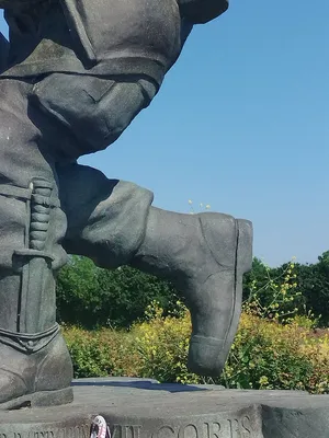 Monument Major Richard D. Winters à Sainte-Marie-du-Mont