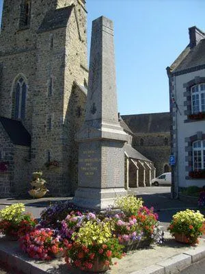 Monument aux morts de Saint-Sauveur-Lendelin