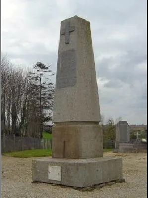 Monument aux morts de Sainte-Marie-du-Bois