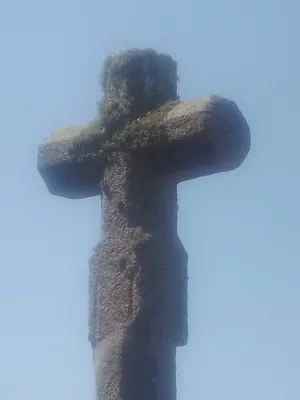 Croix du chevet de l'Église Notre-Dame à Digosville