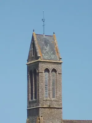 Église Saint-Martin à Maupertus-sur-Mer