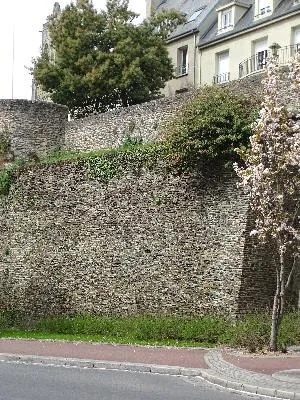 Remparts de Saint-Lô