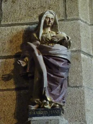 Statue : Sainte-Emerentiane dans l'Église Notre-Dame de Villedieu-les-Poêles
