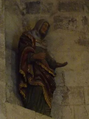 Statue Sainte-Anne dans l'Église Saint-Vigor de Quettehou