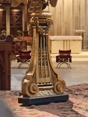 Aigle-lutrin de la Cathédrale Notre-Dame de Coutances