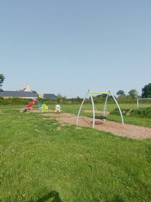 Aire de jeux de Saint-Côme-du-Mont