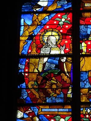 Vitrail Baie 8 : L'Assomption de la Vierge dans l'Église Notre-Dame de Saint-Lô