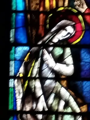 Vitrail Baie 8 de la Basilique Sainte-Trinité de Cherbourg