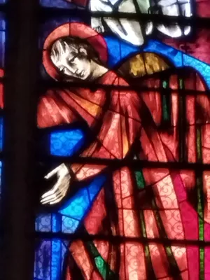 Vitrail Baie 8 de la Basilique Sainte-Trinité de Cherbourg