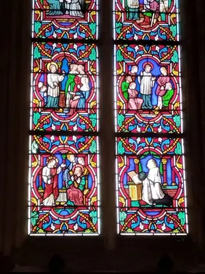 Vitrail 4 : Vie de la Vierge dans la Chapelle de la Bucaille à Cherbourg