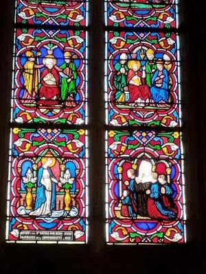 Vitrail 10 : Saint-Lô dans la Chapelle de la Bucaille à Cherbourg