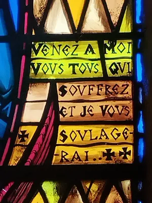 Vitrail Baie 7 dans l'Église Notre-Dame à Digosville