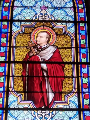 Vitrail Baie 8 : Saint-Charles-Borromée dans l'Église Notre-Dame à Querqueville