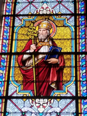 Vitrail Baie 11 : Saint-Léon dans l'Église Notre-Dame à Querqueville