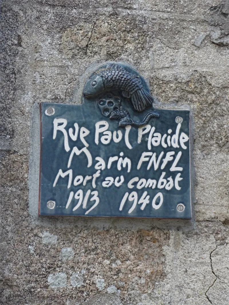 Plaque de rue Paul Placide à Barfleur