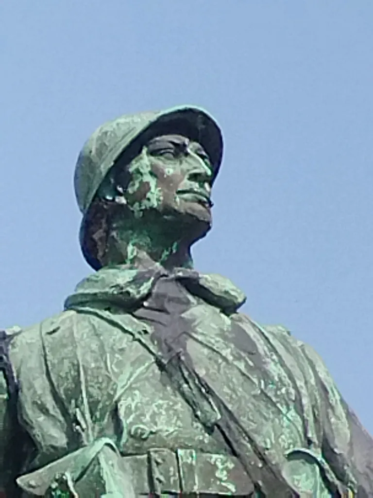 Monument aux Morts de Montebourg