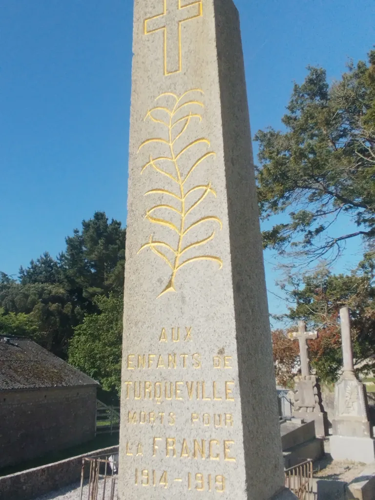Monument aux Morts de Turqueville