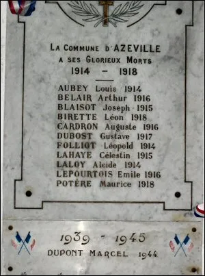 Monument aux morts d'Azeville