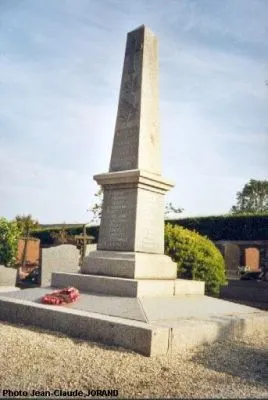 Monument aux morts de Chérencé-le-Héron