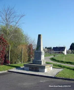 Monument aux morts de Crollon
