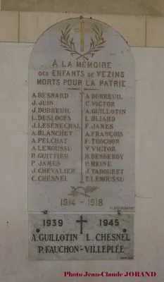 Plaque commémorative église d'Isigny-le-Buat