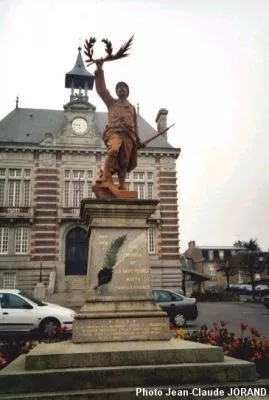 Monument aux morts de La Haye-Pesnel