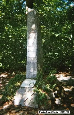 Stèle Commémorative de La Lucerne-d'Outremer