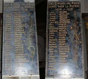 Plaque commémorative église 1914-1918 des Pieux