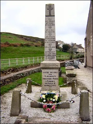 Monument aux morts de Vauville